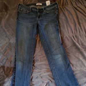 Hollister Jean's